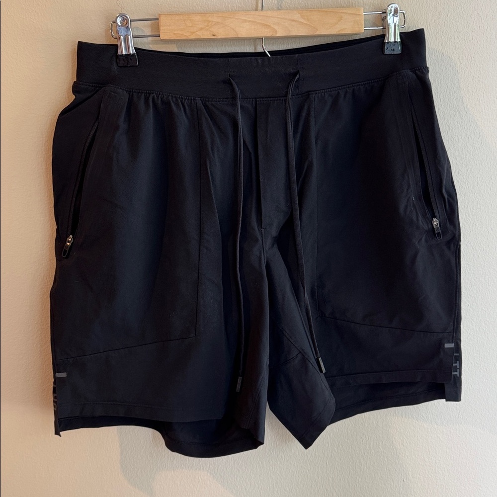 Men’s Lululemon License to Train 7” Shorts